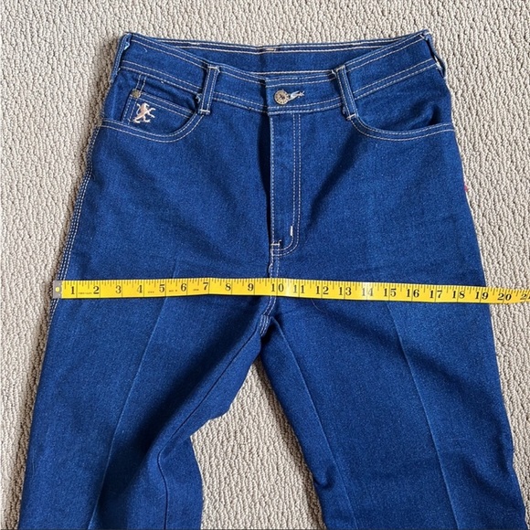 Darkwash Highrise Vintage Braxton Crop Jean - Picture 6 of 7
